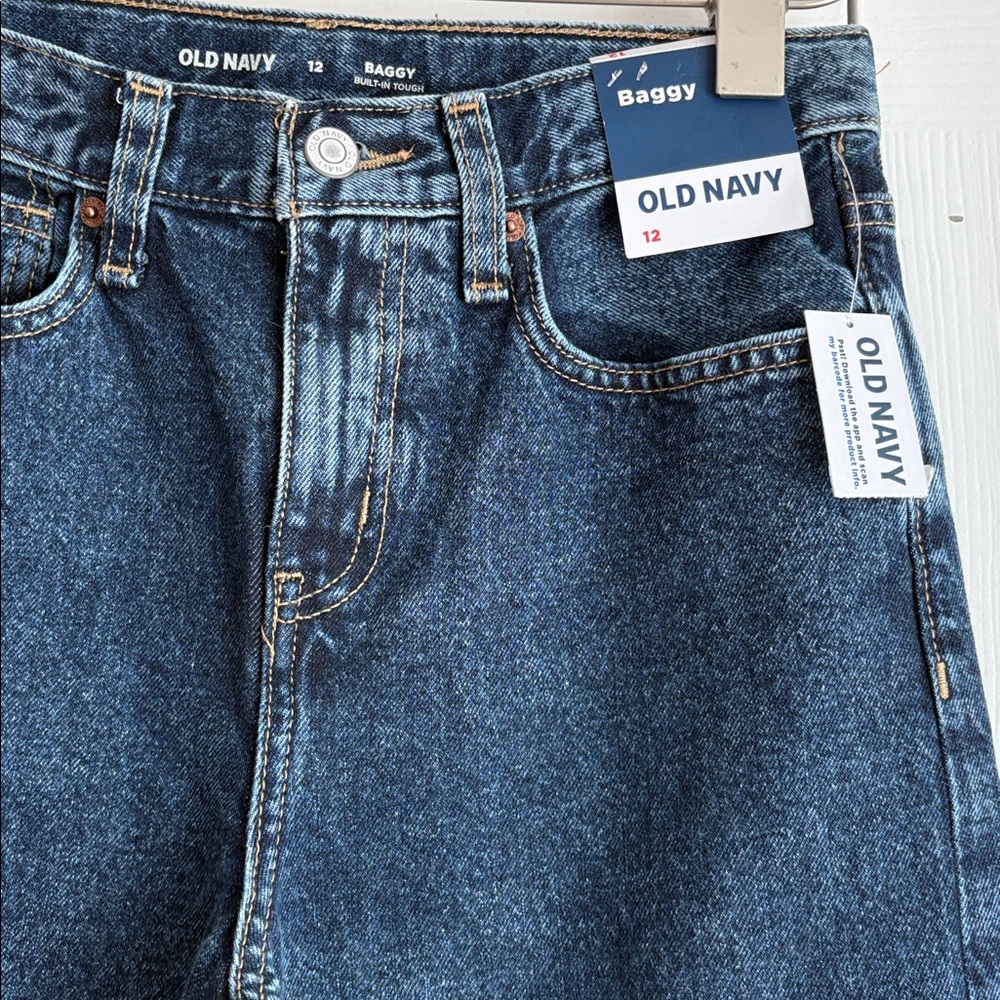 Old Navy Boys Medium Dark Blue Relaxed  Baggy Jeans - Picture 4 of 6